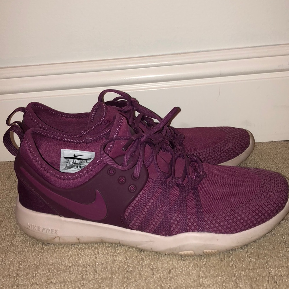 Nike shoes slightly worn